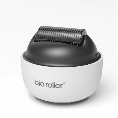 Bio Roller G4 microneedling-roller with 0.75 mm needles for improved skin texture, increased collagen production, and effective serum absorption.