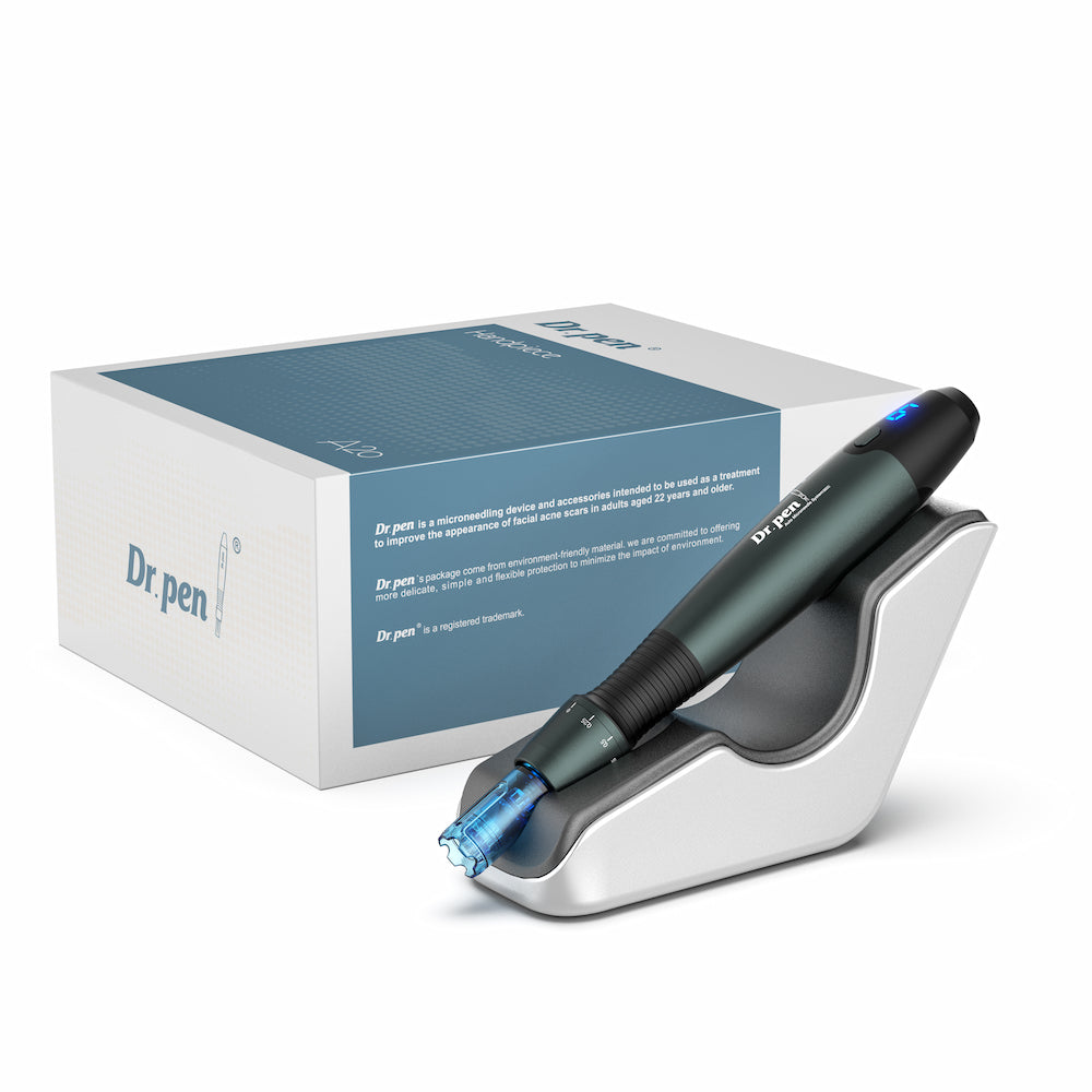 Dr. Pen A20 microneedling-pen in charging station in front of product box – professional skin treatment device for smoother skin, acne scars, and anti-aging.